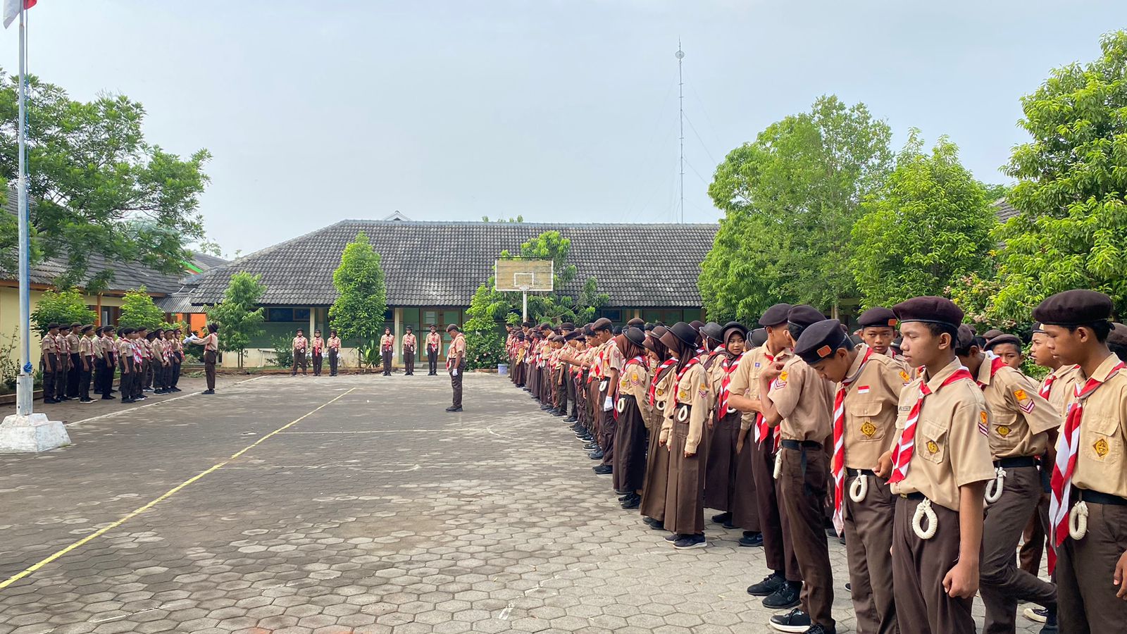 Kegiatan Persami SMP N 2 Wonosalam Demak Melatih Ketrampilan dan Kemandirian Siswa